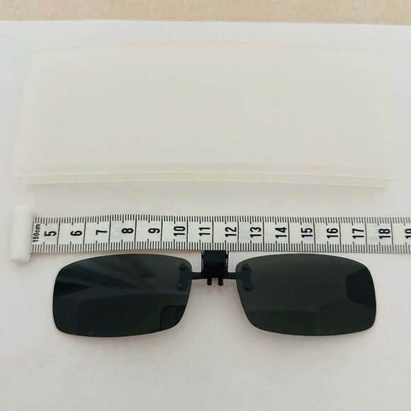 🕶 Polarized Sunglasses Clip Ons Rectangle-shaped - Picture 7 of 7